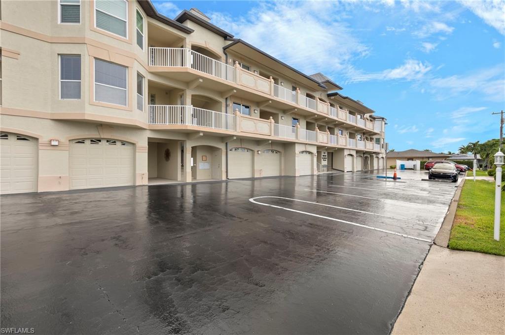 1613 Orchid Blvd # 201 Property Photo 2