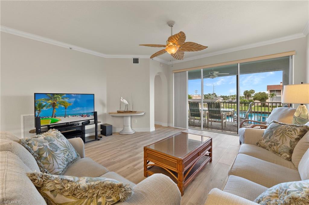 1613 Orchid Blvd # 201 Property Photo 5