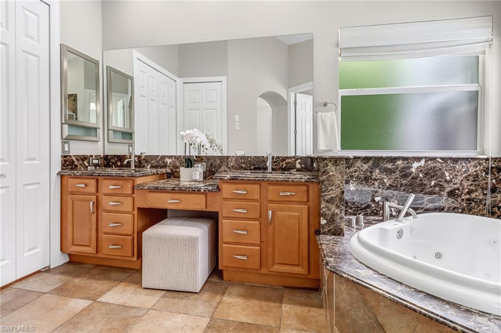 9754 Wilshire Lakes Blvd Property Photo 18