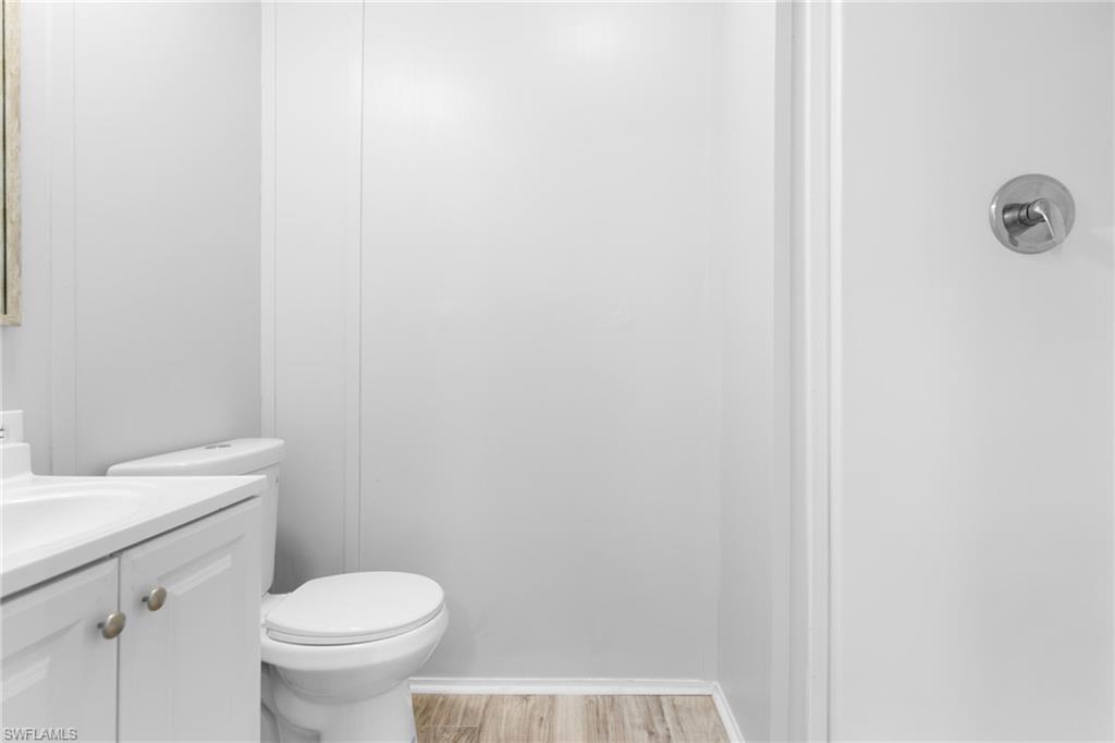 5911 Eastling Dr Property Photo 5