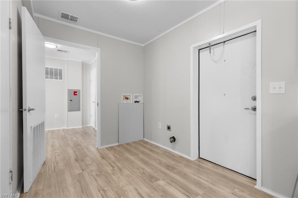 5911 Eastling Dr Property Photo 7