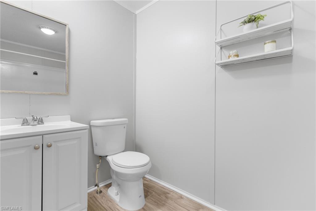 5911 Eastling Dr Property Photo 9