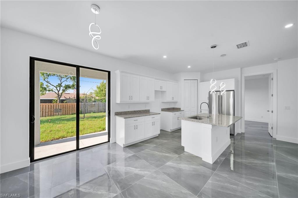 1321 Ne 15th Ter Property Photo 4
