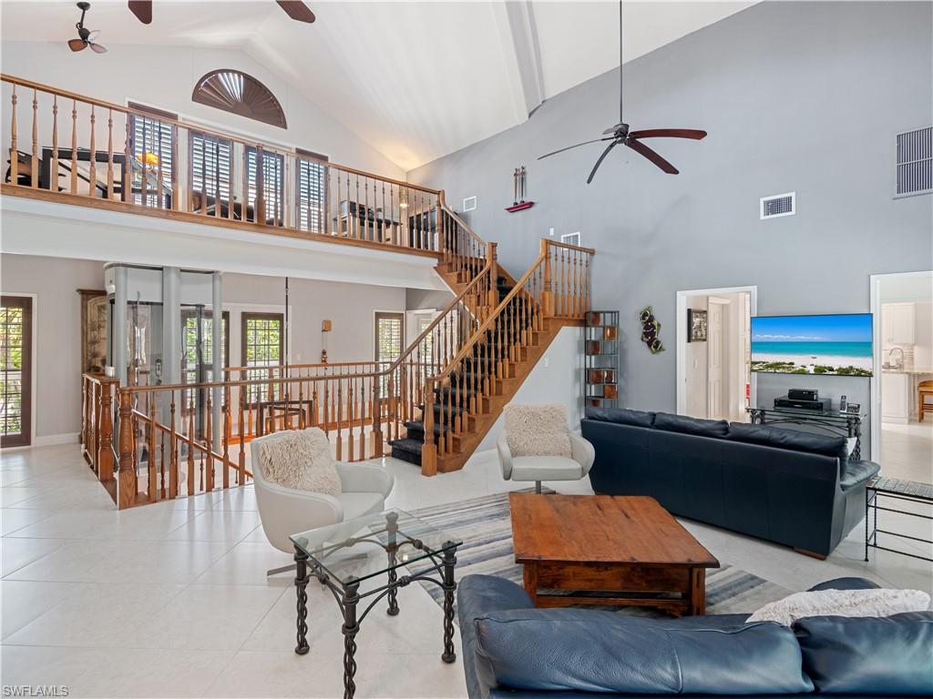 9439 Cotten Ct Property Photo 8