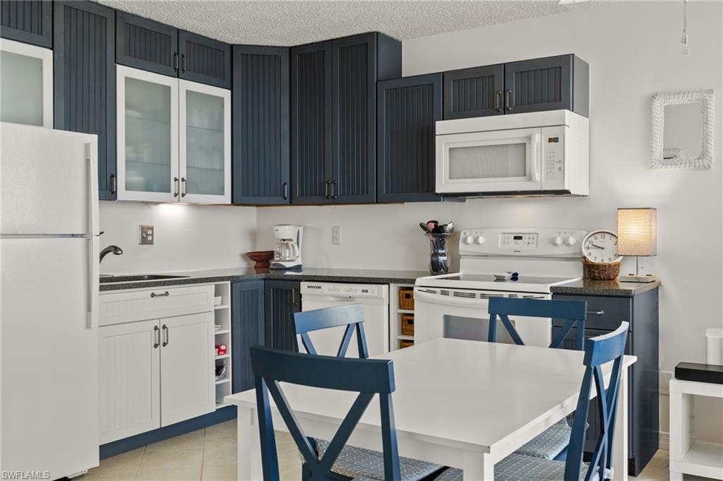 7330 Estero Blvd # 302 Property Photo 8