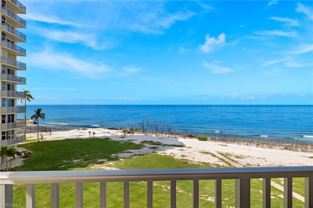 7330 Estero Blvd # 302 Property Photo 21