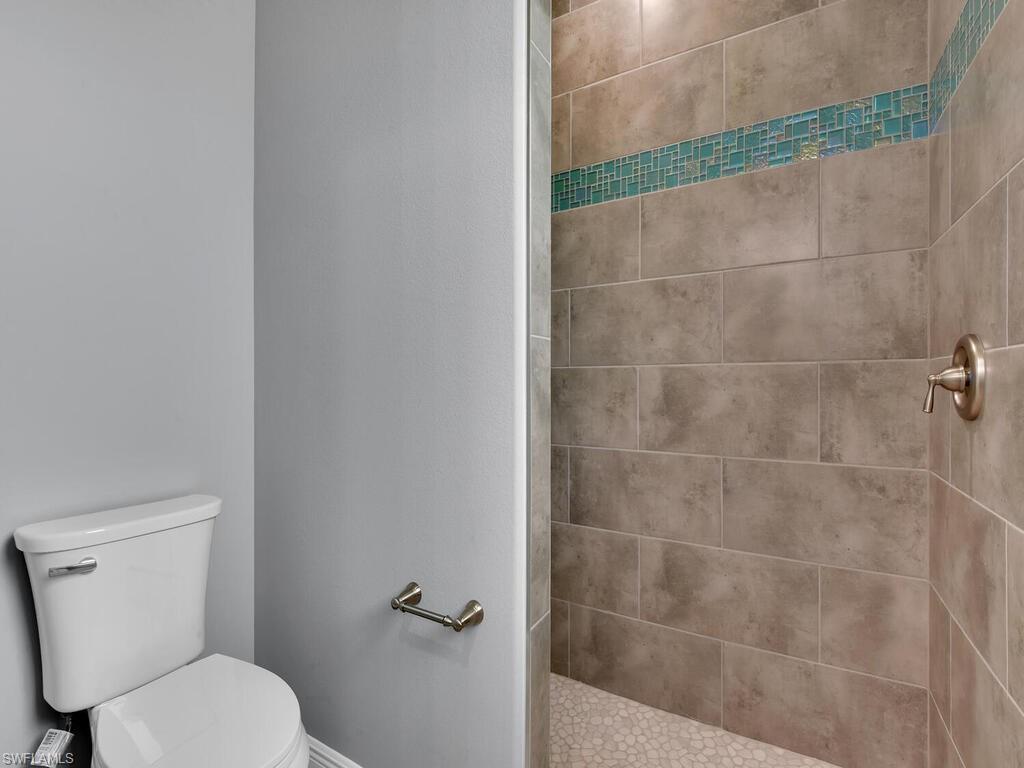 9573 Shelburne Cir Property Photo 33