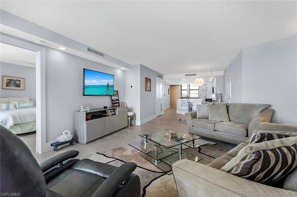 440 Seaview Ct # 1901 Property Photo 9