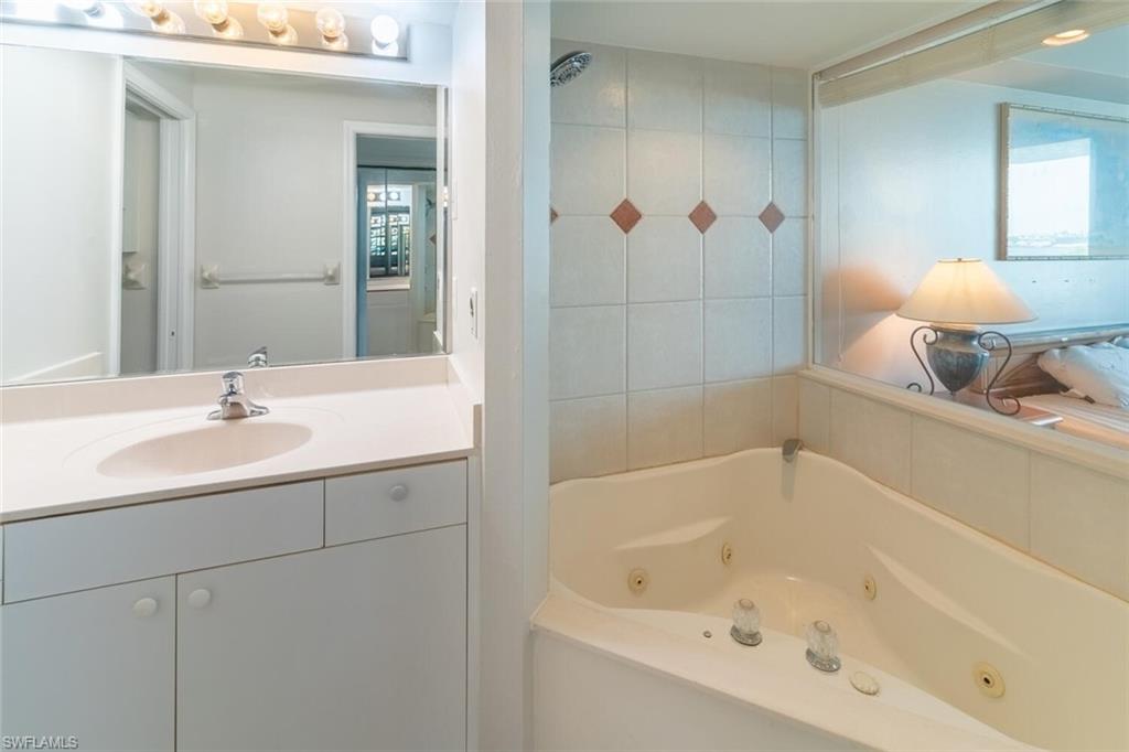 8771 Estero Blvd # 406 Property Photo 15