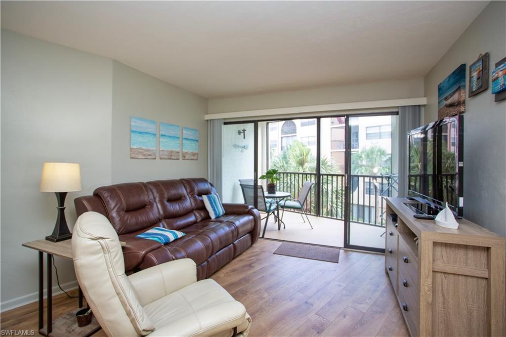 1015 Anglers Cv # 305 Property Photo 14