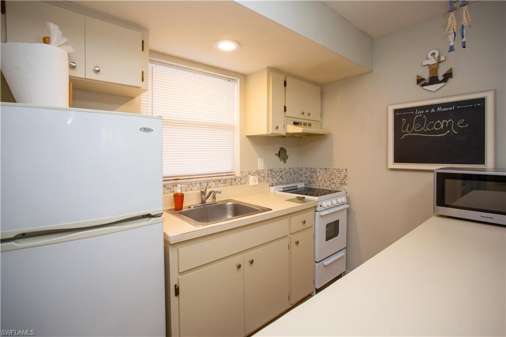 1015 Anglers Cv # 305 Property Photo 18