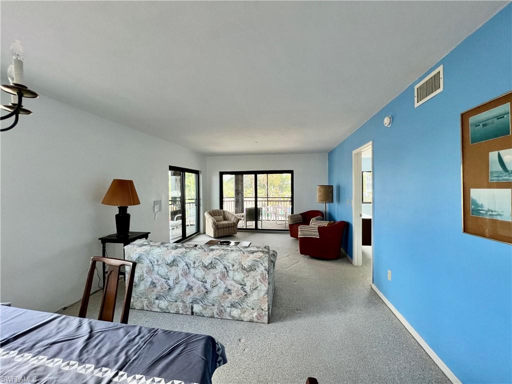 4263 Bay Beach Ln # 111 Property Photo 4