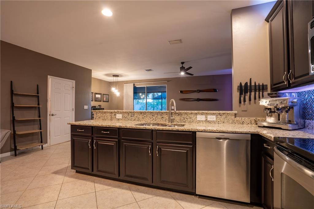 3908 Cherrybrook Loop Property Photo 6