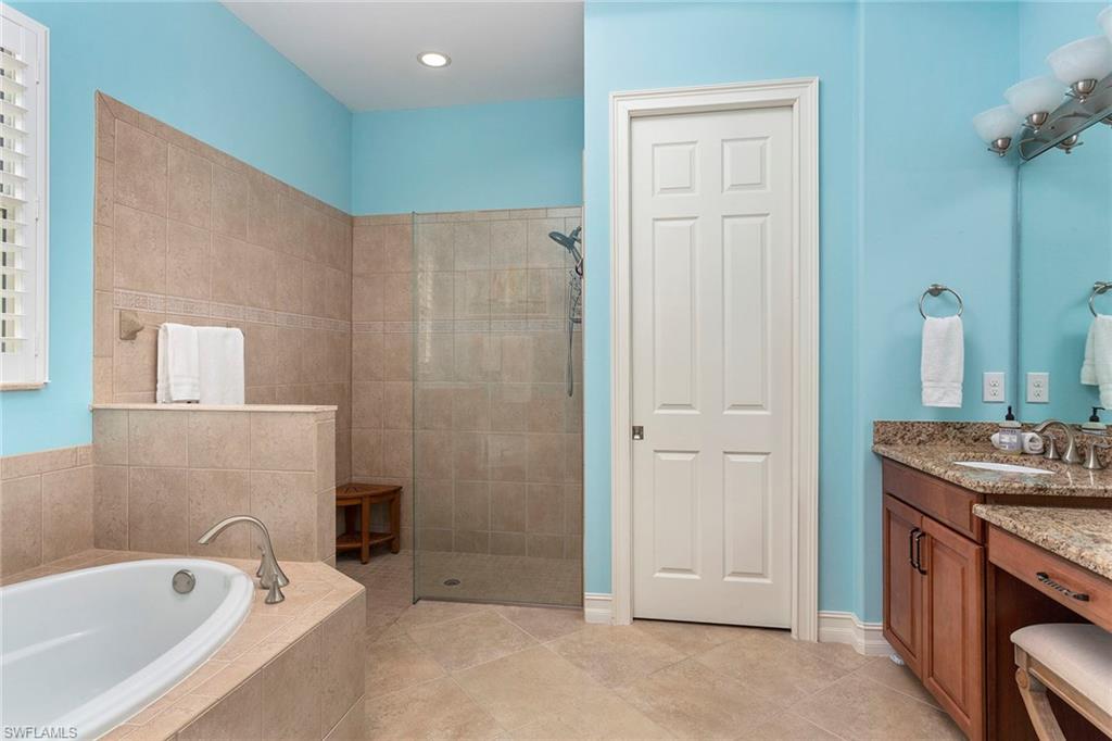 9197 Campanile Cir Property Photo 10