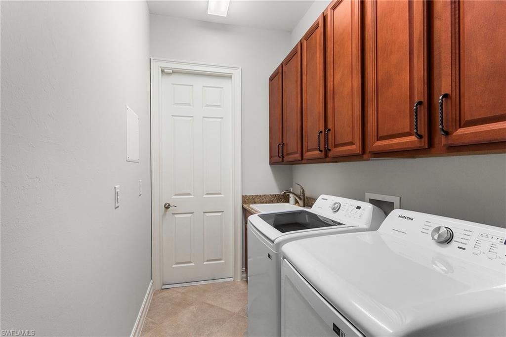 9197 Campanile Cir Property Photo 15