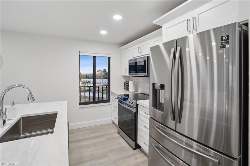 25820 Hickory Blvd # 301 Property Photo 12