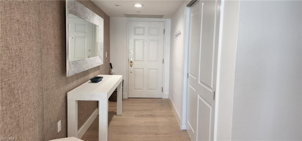 20 Seagate Dr # 301 Property Photo 2