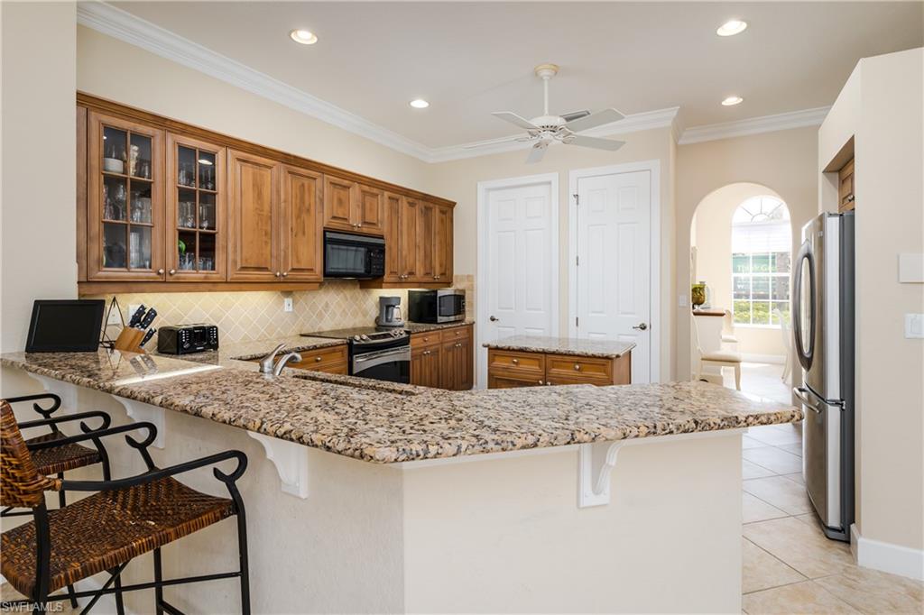 8754 Hideaway Harbor Ct Property Photo 13