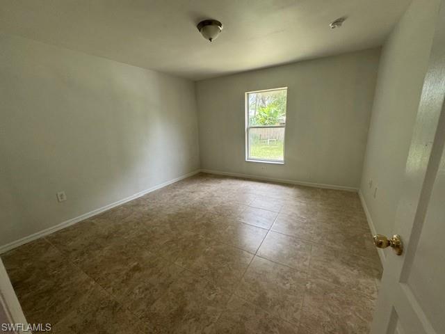2813 52nd St W Property Photo 8