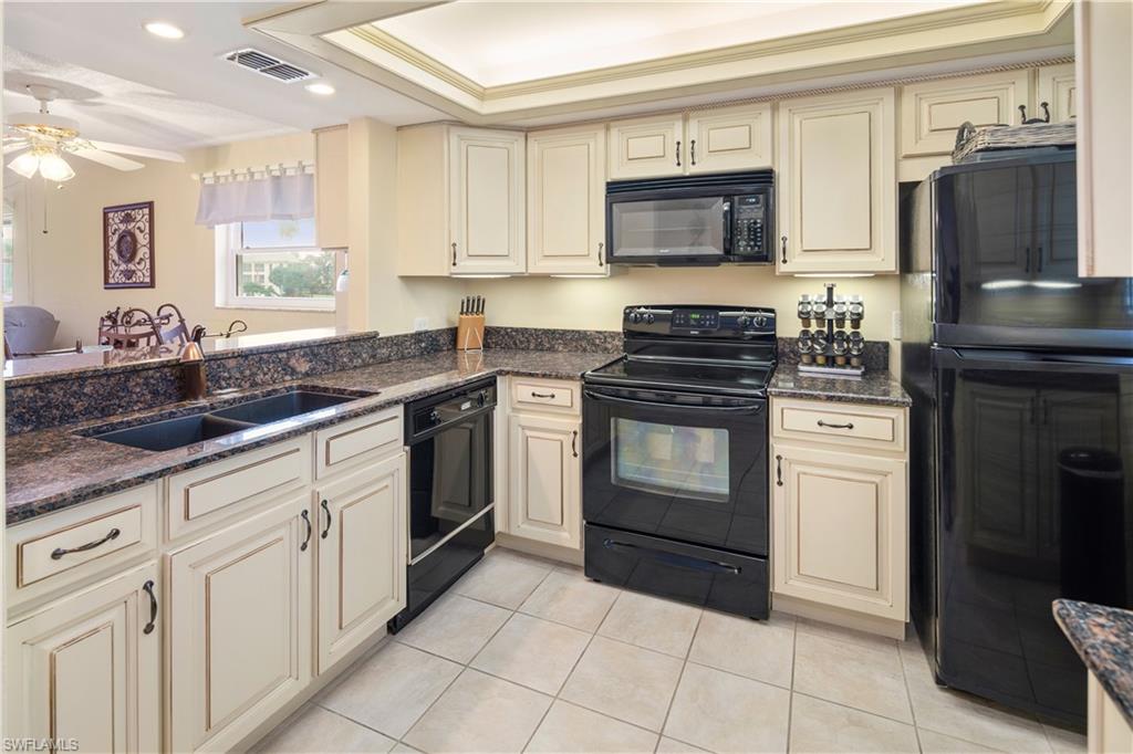 3150 Binnacle Dr # 214 Property Photo 8
