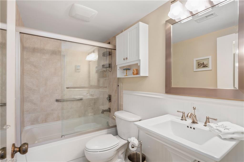 3150 Binnacle Dr # 214 Property Photo 13