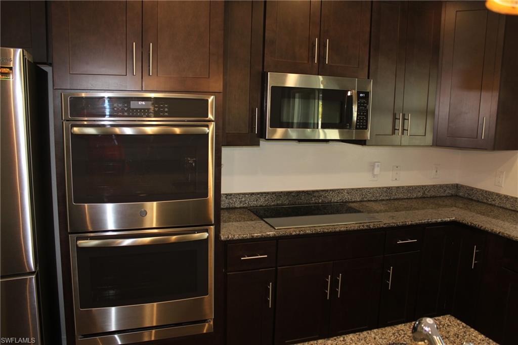 1208 Sw 38th St Property Photo 11