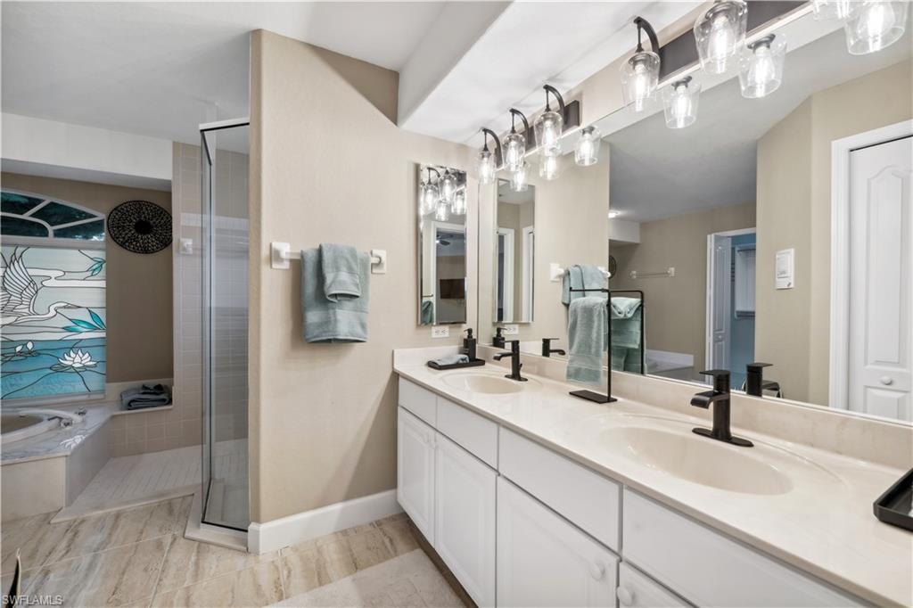 28399 Del Lago Way Property Photo 9