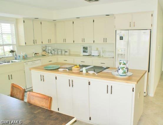 320 Gulf Shore Blvd S Property Photo 17