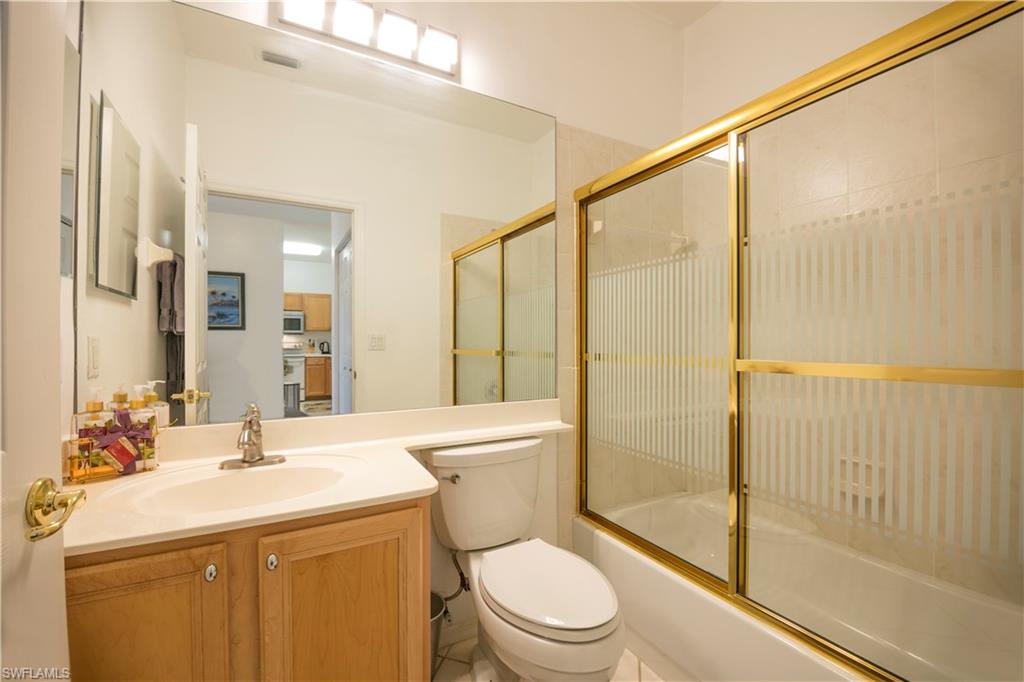 3964 Bishopwood Ct E # 202 Property Photo 14