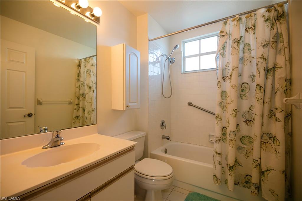 7104 Barrington Cir # 102 Property Photo 12