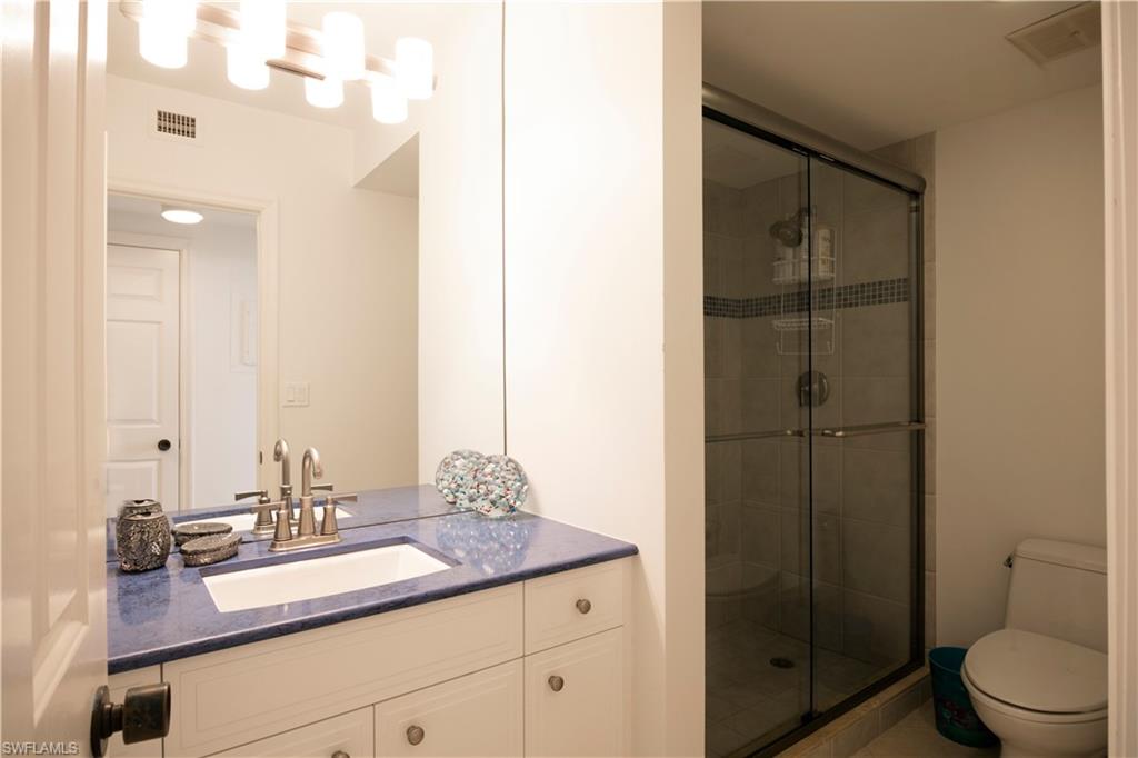 4051 Gulf Shore Blvd N # 700 Property Photo 11