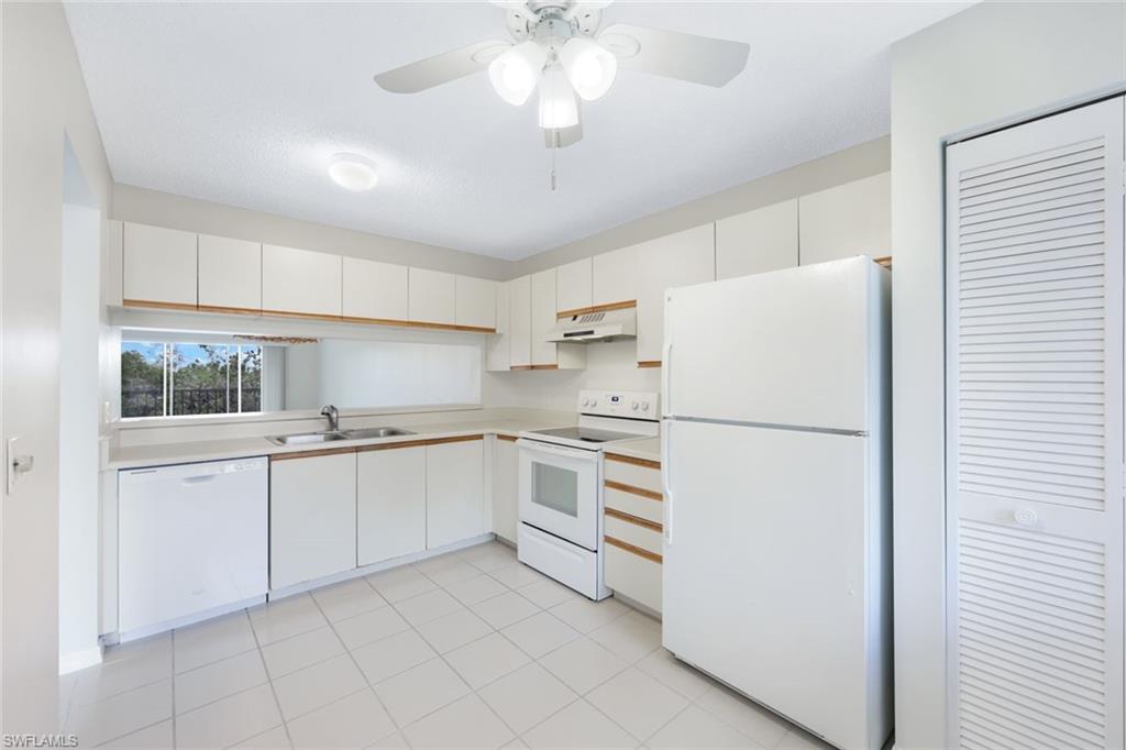 3031 Sandpiper Bay Cir # F301 Property Photo 6