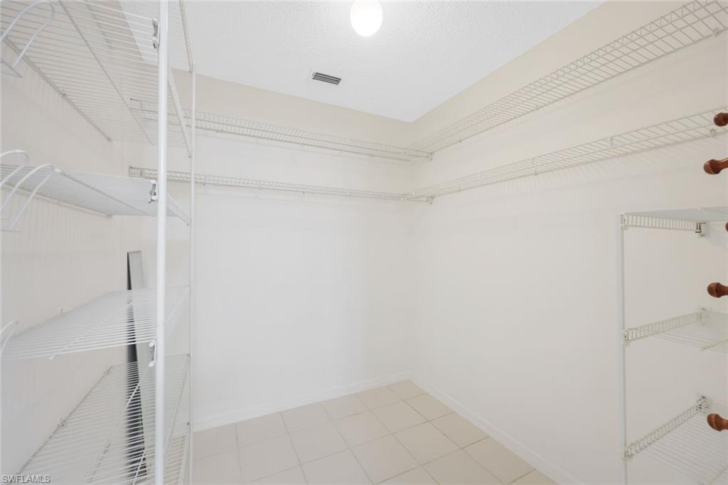 3031 Sandpiper Bay Cir # F301 Property Photo 7