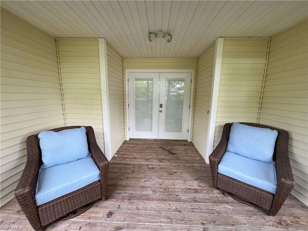 1035 Cypress Woods Dr Property Photo 3