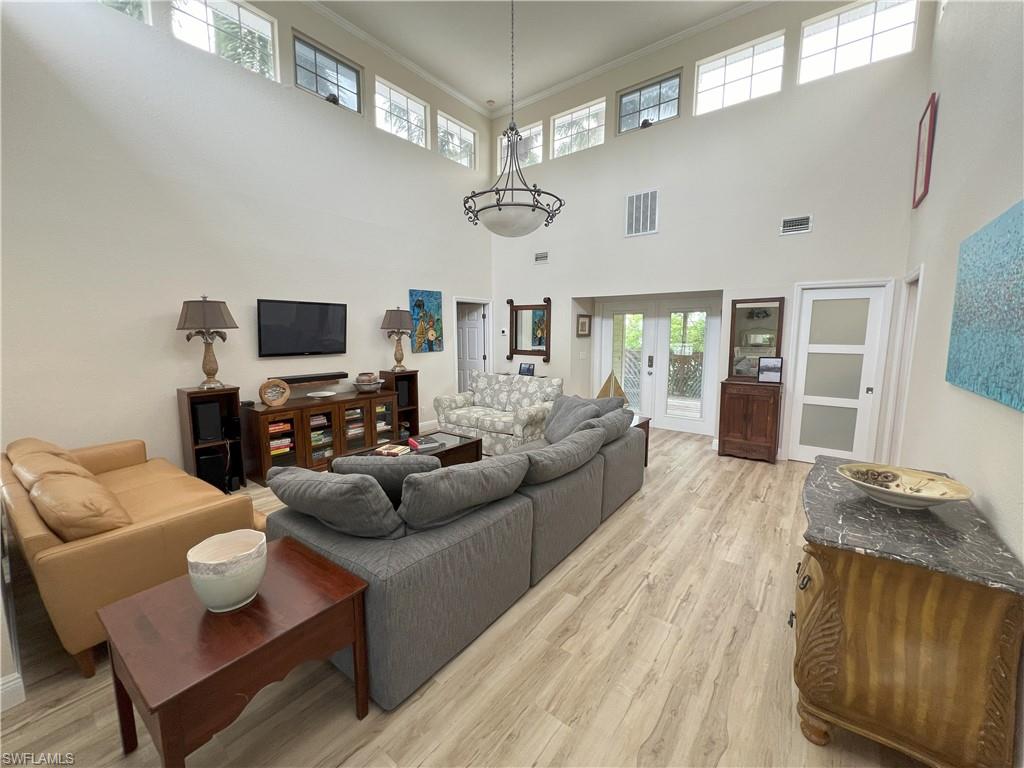 1035 Cypress Woods Dr Property Photo 10