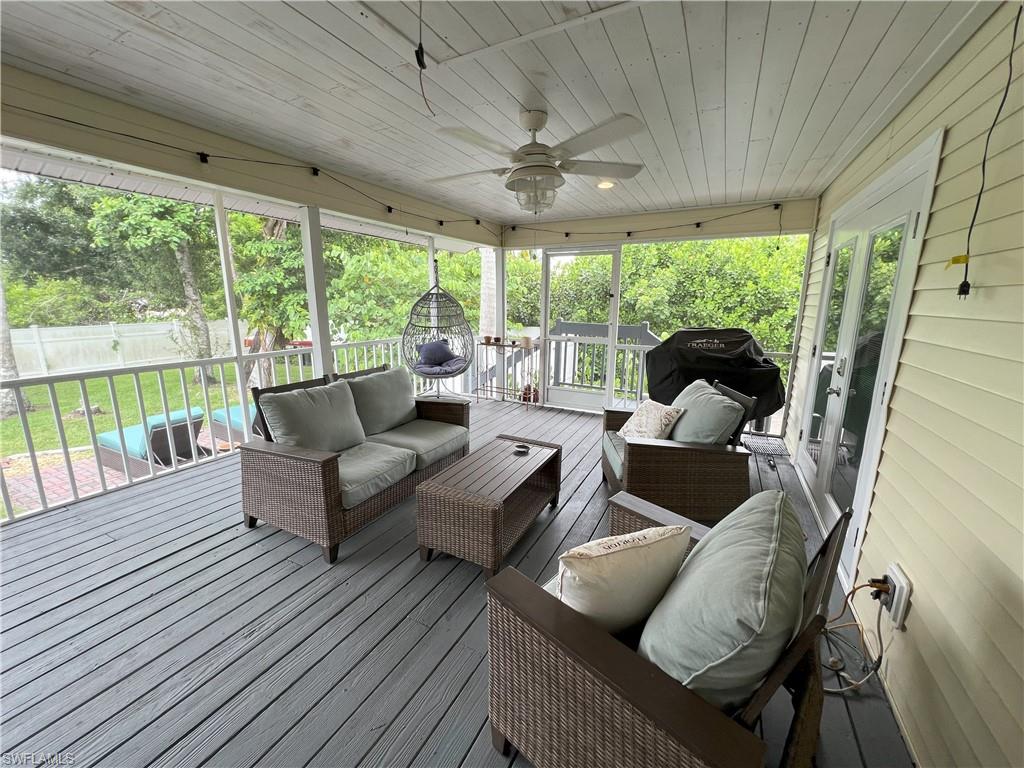 1035 Cypress Woods Dr Property Photo 18