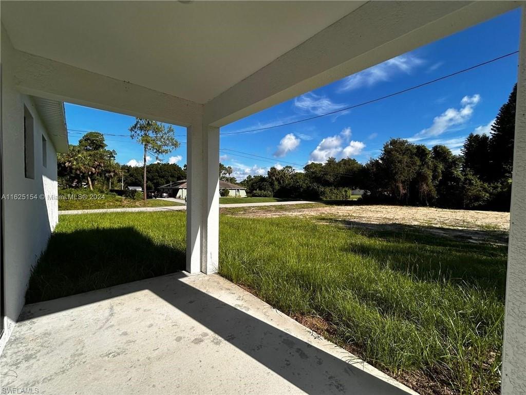 2901 Leeland Heights Blvd Property Photo 5