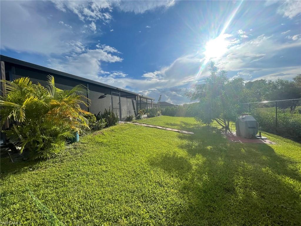 255 Lunette St Property Photo 24