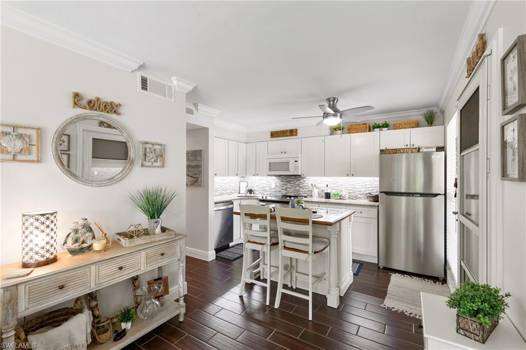 1215 Edington Pl # N1 Property Photo 11