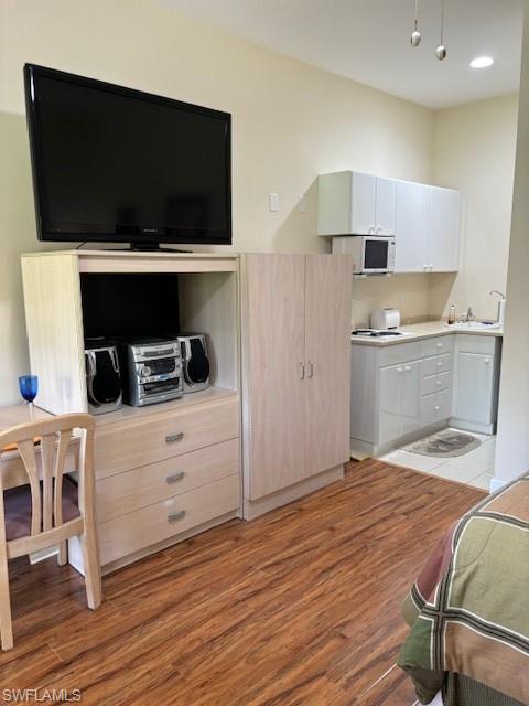 25000 Tamiami Trl E # C128 Property Photo 5
