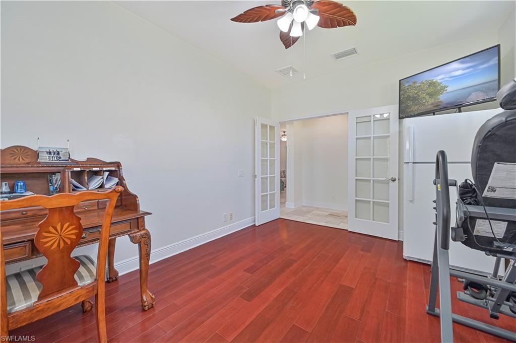 3296 Hampton Blvd Property Photo 34