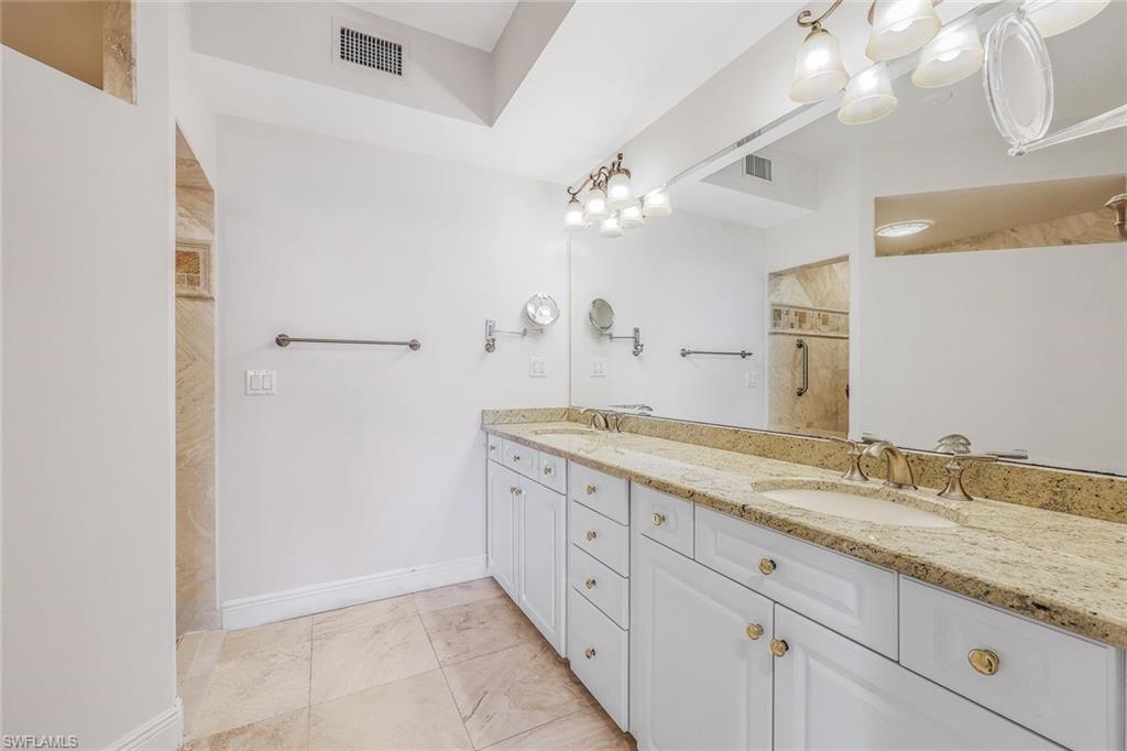 1001 Arbor Lake Dr # 1204 Property Photo 10