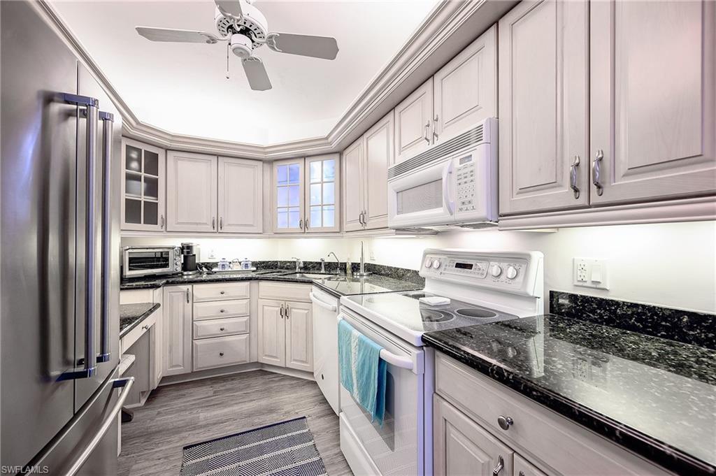4001 Gulf Shore Blvd N # 105 Property Photo 6