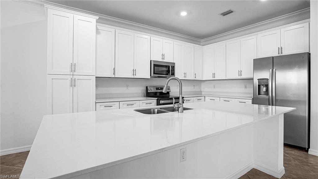 6034 National Blvd # 541 Property Photo 14