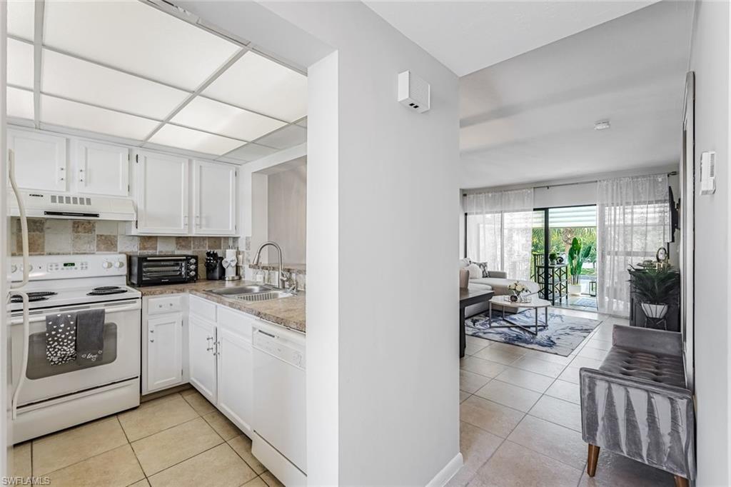 807 River Point Dr # 102d Property Photo 6