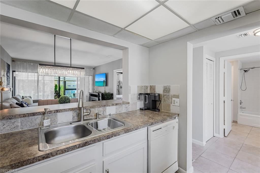 807 River Point Dr # 102d Property Photo 12