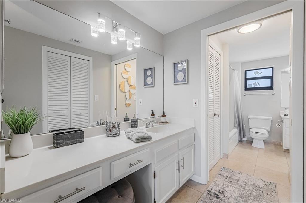 807 River Point Dr # 102d Property Photo 15