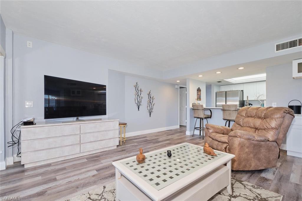 16580 Waters Edge Ct # 102 Property Photo 13