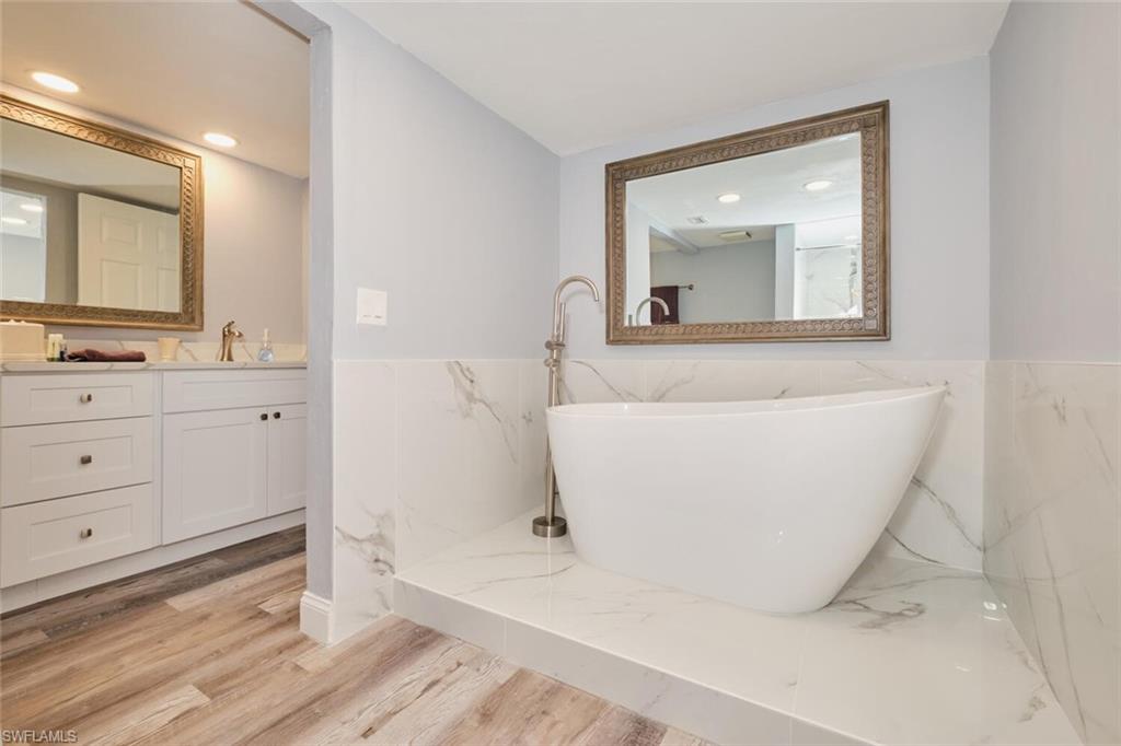 16580 Waters Edge Ct # 102 Property Photo 27
