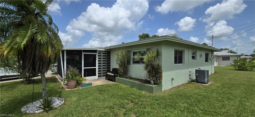 2321 Orange St Property Photo 5